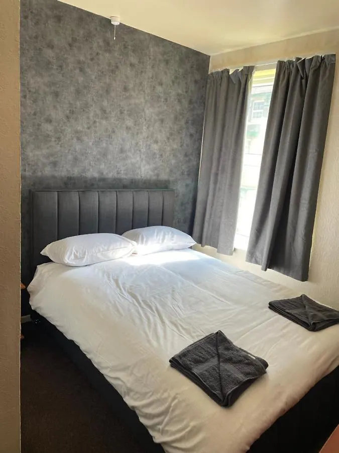 The Stone House Hotel Blackpool 2*,
