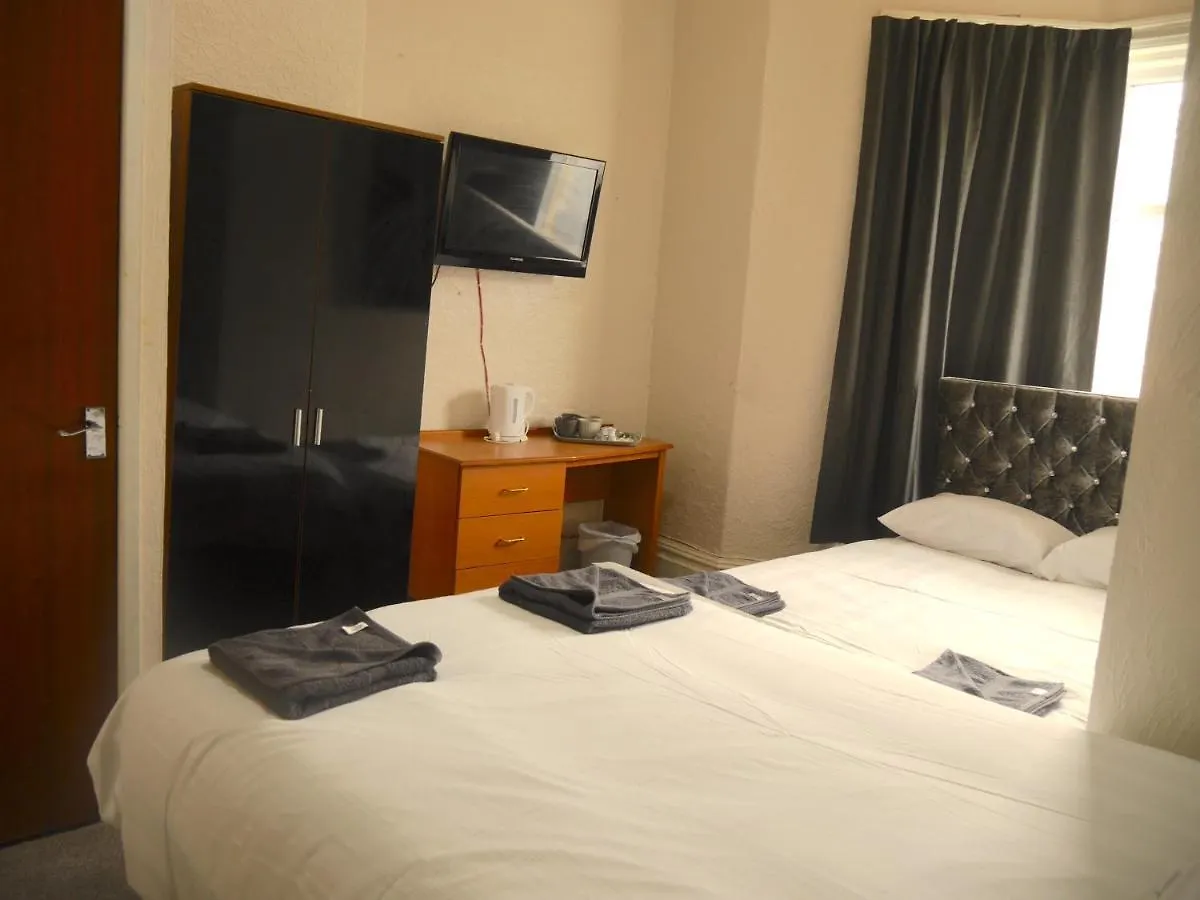 The Stone House Hotel Blackpool 2*,